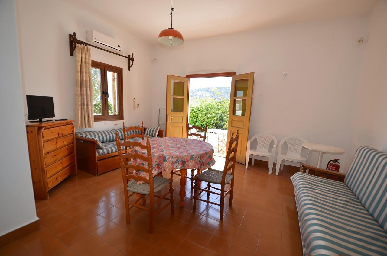 Madoupa Beach Apartments Ornos  Buitenkant foto